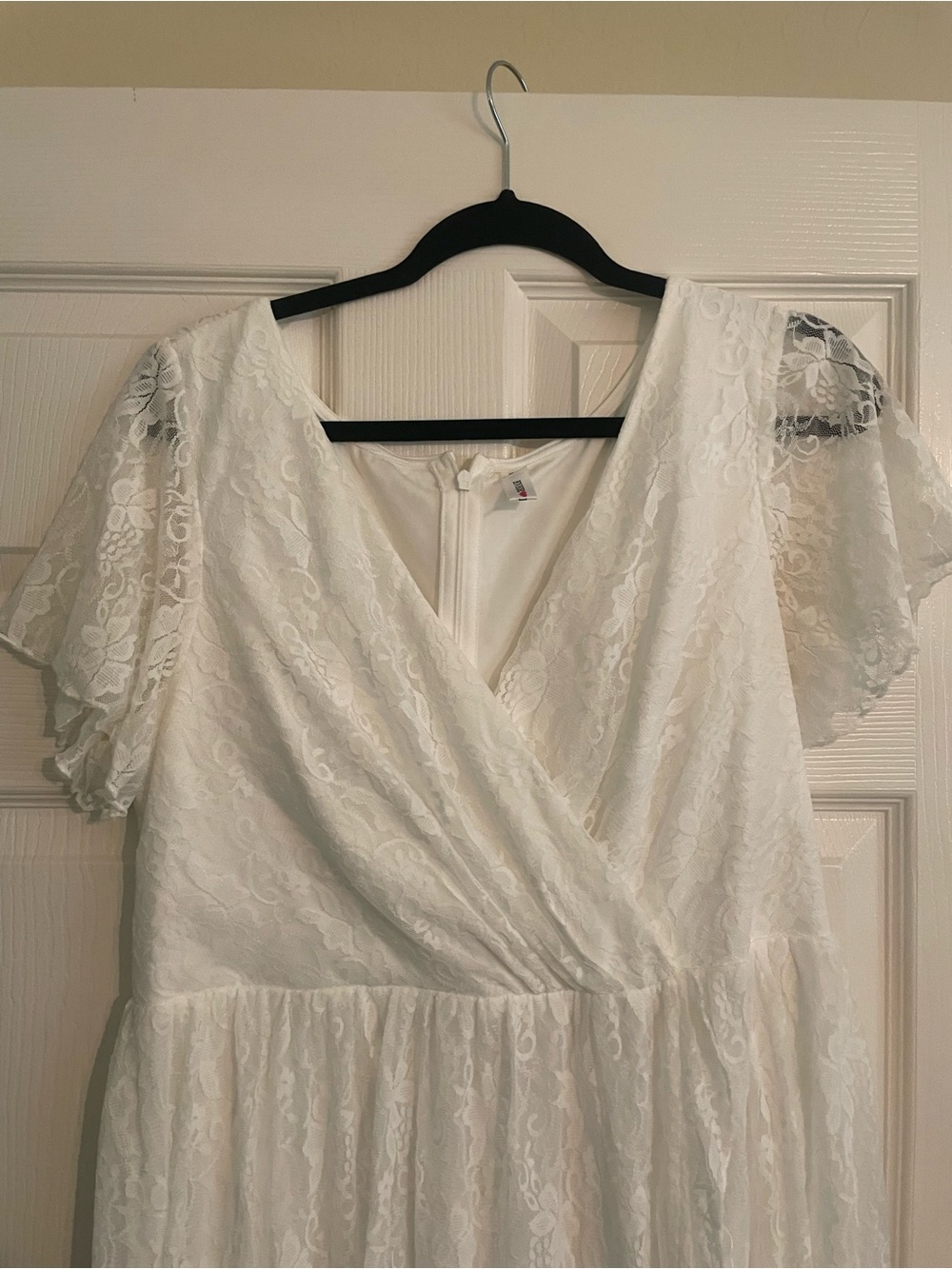 V-Neck Short Sleeve Laced Dress - Picture 2 of 7